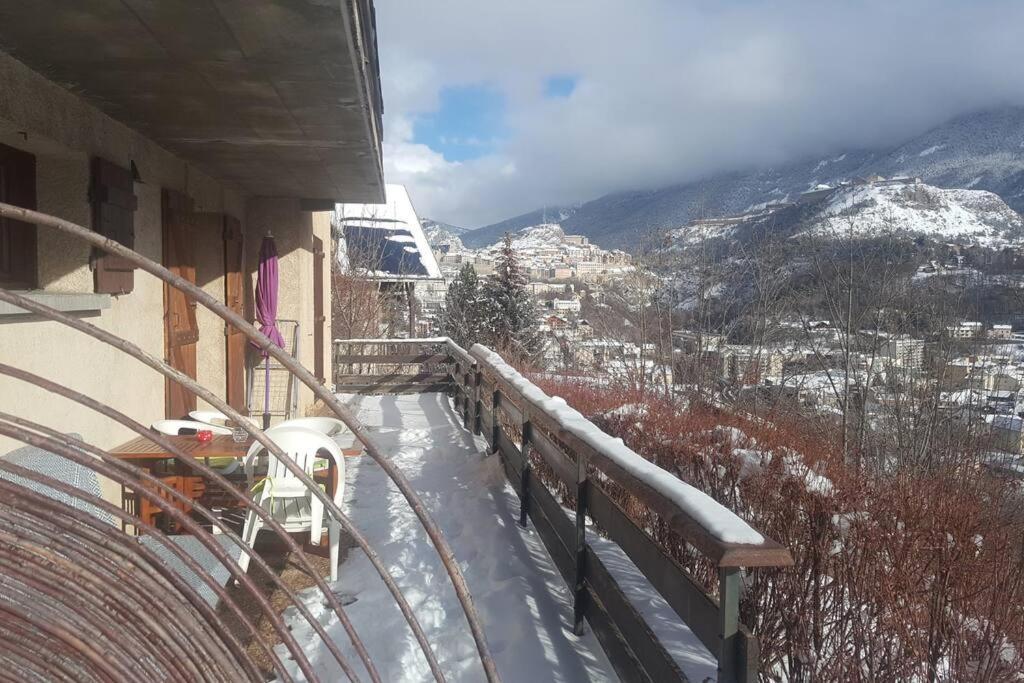 Studio Sympa Avec Terrasse , Maxi 4 Pers.Briancon Exterior foto